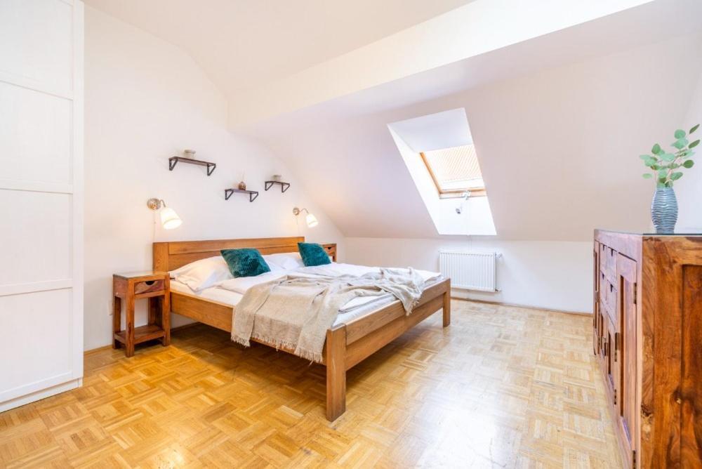 Templova - Old Town Large With Terrace Appartement Praag