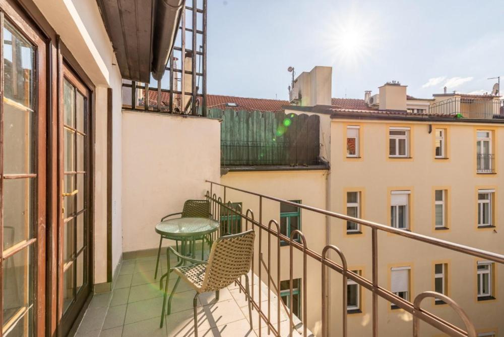 Appartement Templova - Old Town Large With Terrace